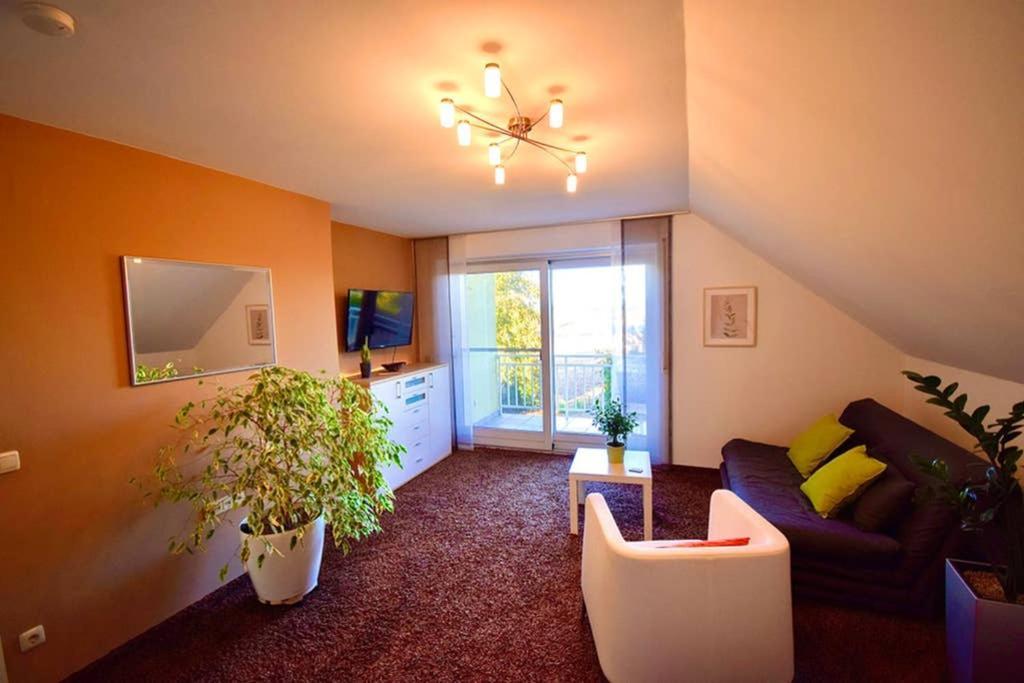 Ferienwohnung Ingrid Markt Erlbach Buitenkant foto