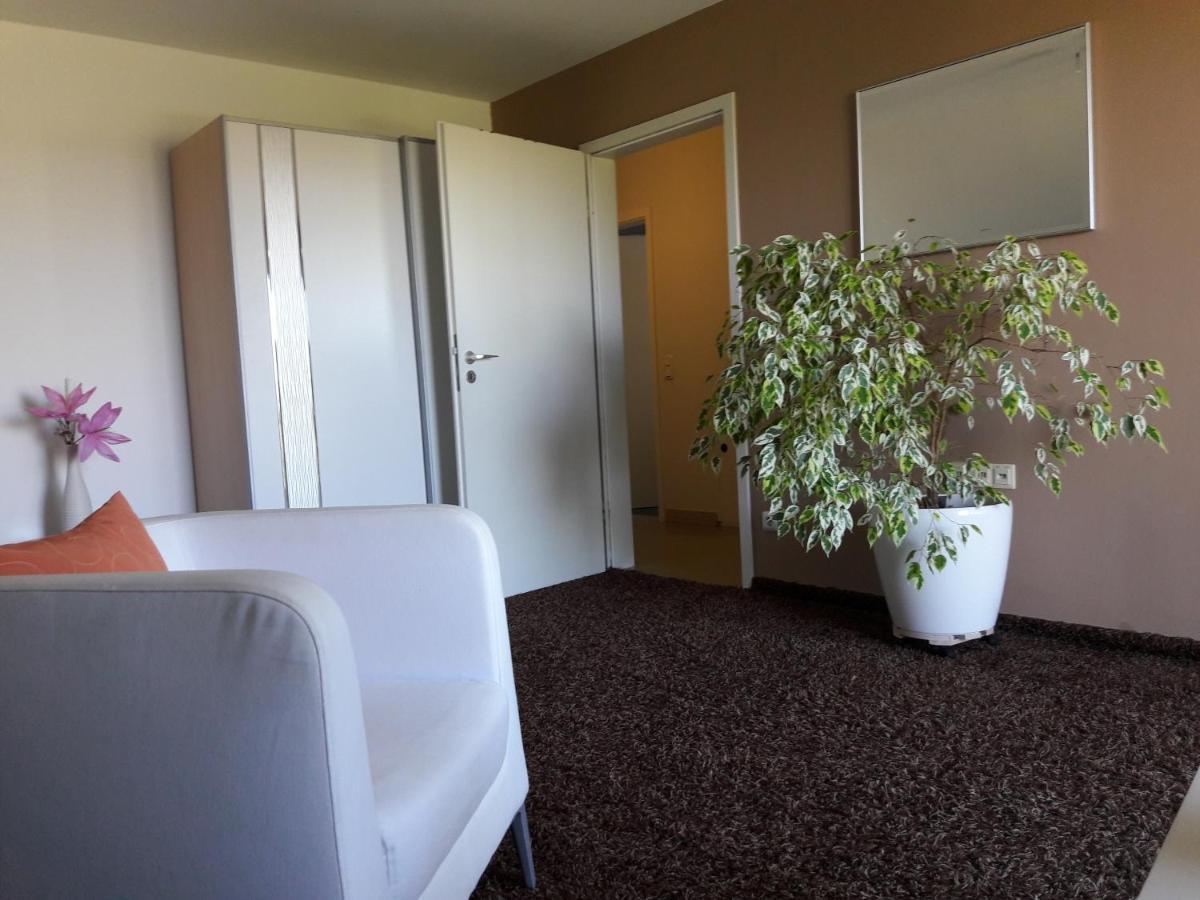 Ferienwohnung Ingrid Markt Erlbach Buitenkant foto